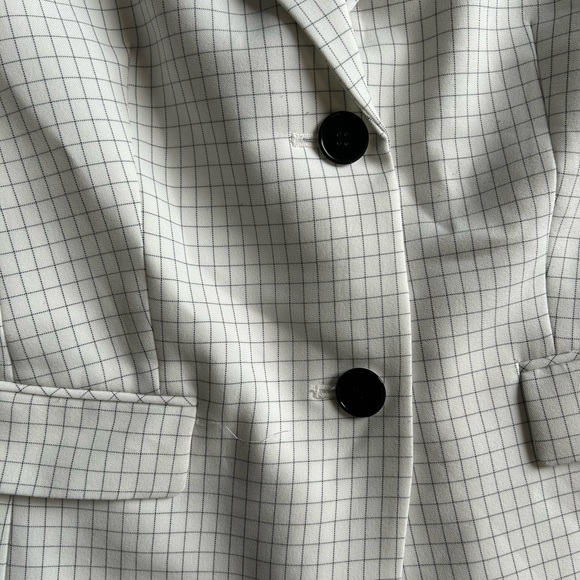 Nine West Cropped Grid Blazer, size 6 - Picture 2 of 5